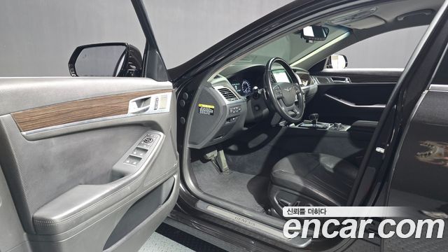 Genesis G80 2018 — photo 13