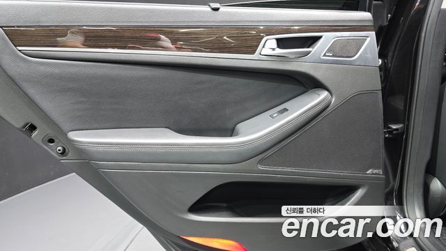 Genesis G80 2018 — photo 15