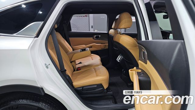 Kia Sorento 2022 — photo 17