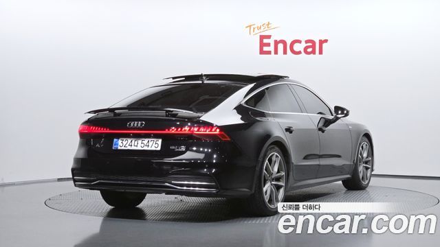 Audi A7 2020 — photo 2