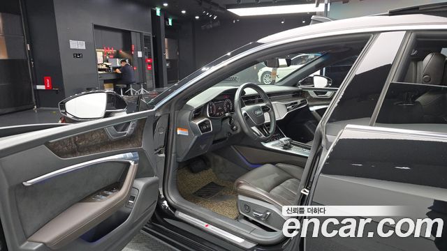 Audi A7 2020 — photo 13