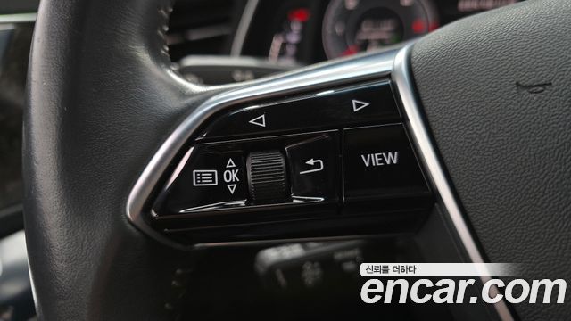 Audi A7 2020 — photo 30