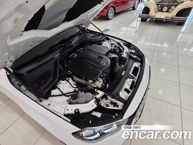 Mercedes-Benz E-Class 2024 — photo 6