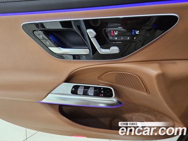 Mercedes-Benz E-Class 2024 — photo 15