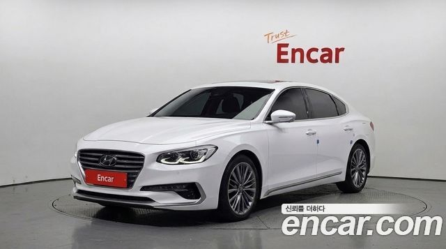 Hyundai Grandeur 2018 — photo 1