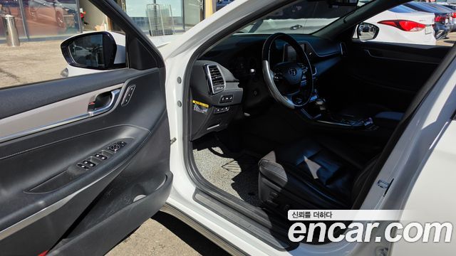 Hyundai Grandeur 2018 — photo 10