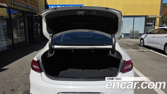 Hyundai Grandeur 2018 — photo 18