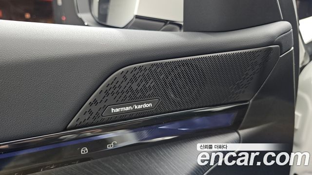 BMW 5-Series 2026 — photo 34