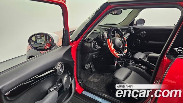 Mini Cooper 2020 — photo 10