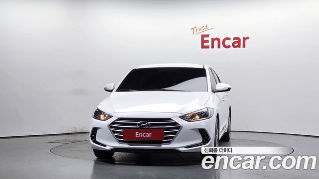 Hyundai AVANTE 2018 — photo 3