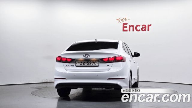Hyundai AVANTE 2018 — photo 4