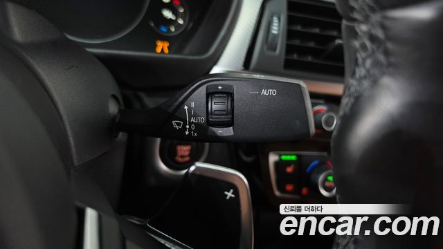 BMW 4-Series 2018 — photo 24