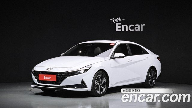 Hyundai AVANTE 2022 — photo 1