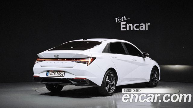 Hyundai AVANTE 2022 — photo 2