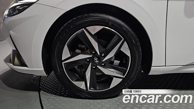 Hyundai AVANTE 2022 — photo 5