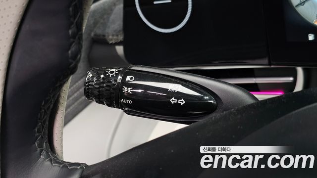 Hyundai AVANTE 2022 — photo 28