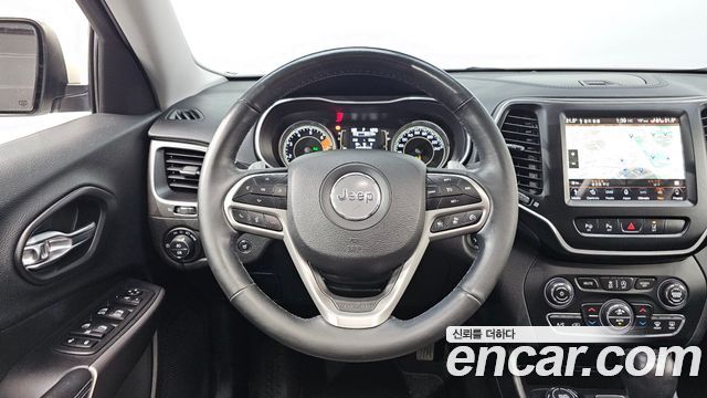 Jeep Cherokee 2019 — photo 18