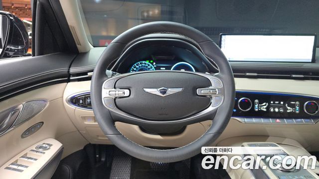 Genesis GV70 2022 — photo 19