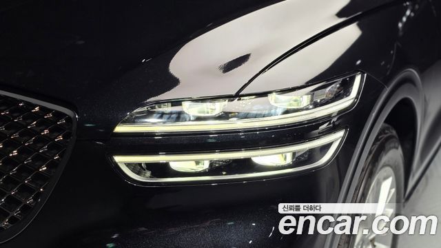 Genesis GV70 2022 — photo 8