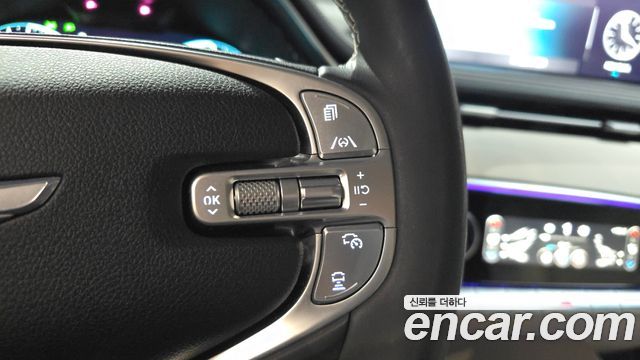 Genesis GV70 2022 — photo 32