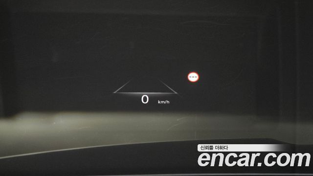 Genesis GV70 2022 — photo 34