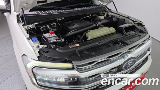 Ford Expedition 2022 — photo 6