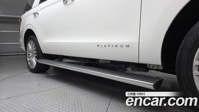 Ford Expedition 2022 — photo 31