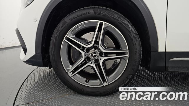 Mercedes-Benz GLA-Class 2020 — photo 5