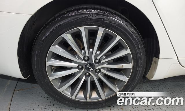 Kia K7 2017 — photo 5