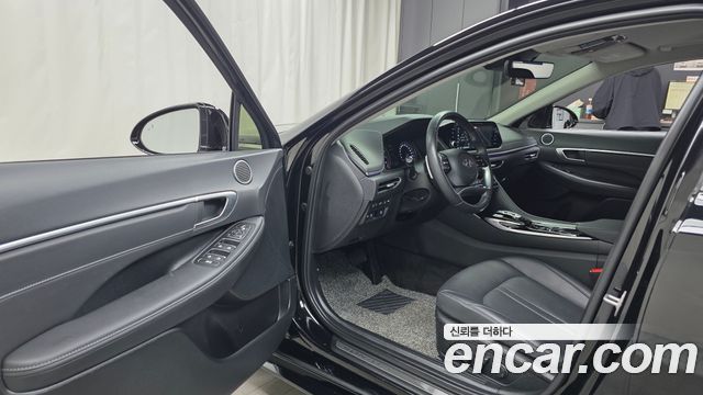 Hyundai Sonata 2023 — photo 13