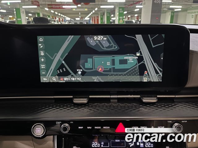 Kia Canival 2023 — photo 8