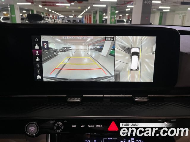 Kia Canival 2023 — photo 9