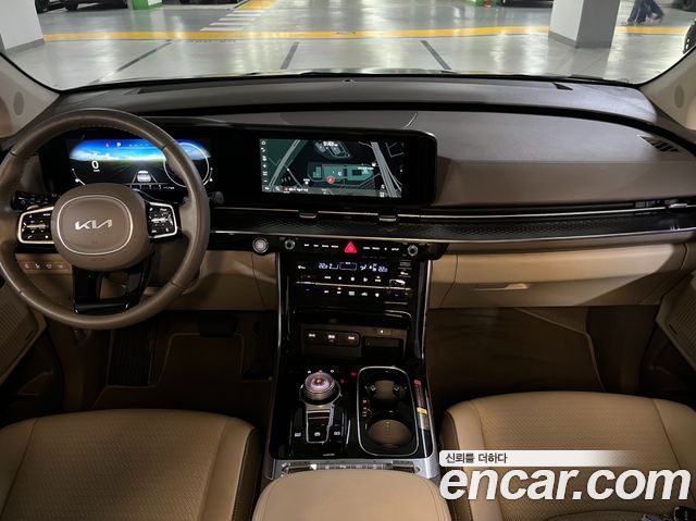 Kia Canival 2023 — photo 12
