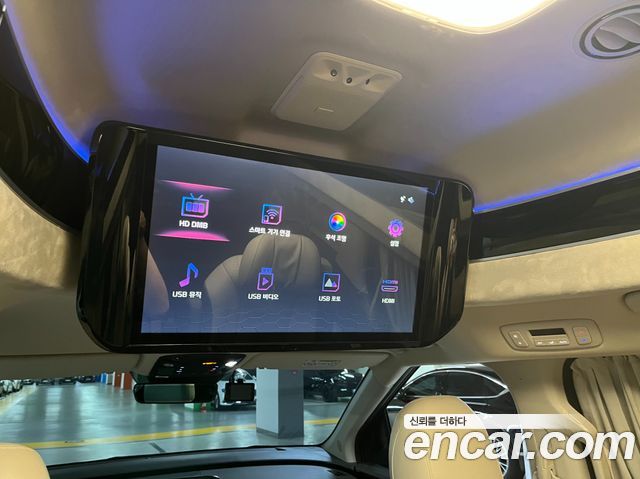 Kia Canival 2023 — photo 14