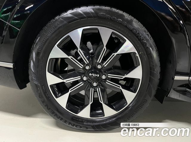 Kia Canival 2023 — photo 18
