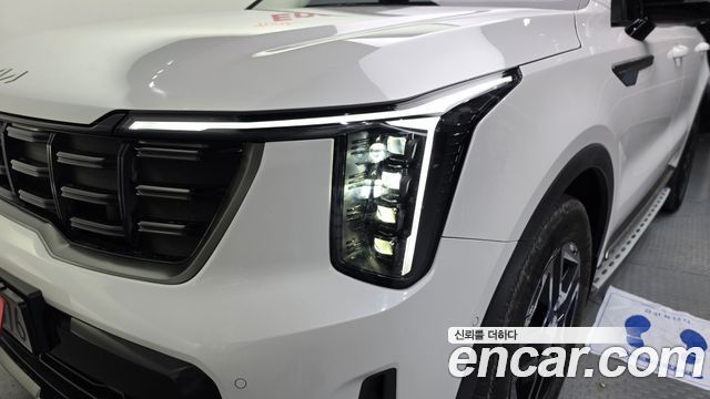 Kia Sorento 2024 — photo 8