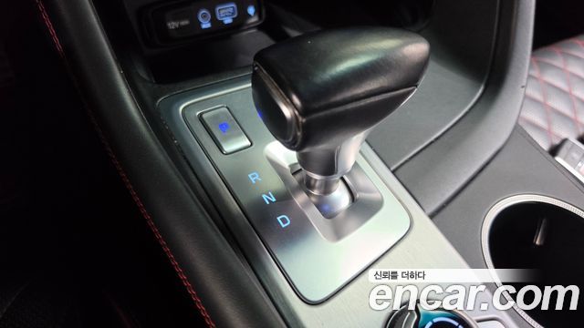 Genesis G70 2018 — photo 12