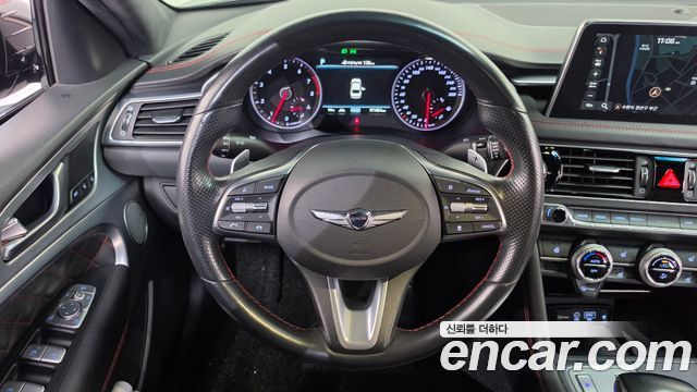 Genesis G70 2018 — photo 19