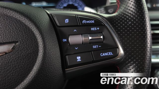 Genesis G70 2018 — photo 22
