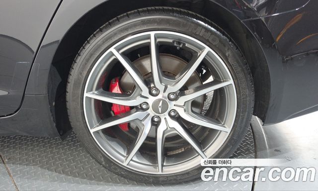 Genesis G70 2018 — photo 7