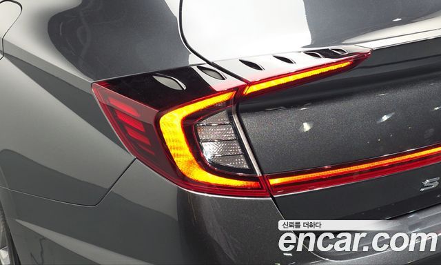Hyundai Sonata 2023 — photo 9