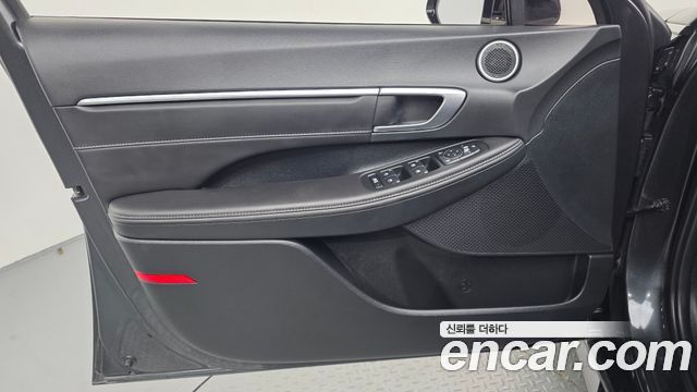 Hyundai Sonata 2023 — photo 14