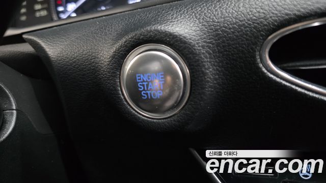 Hyundai Sonata 2023 — photo 30