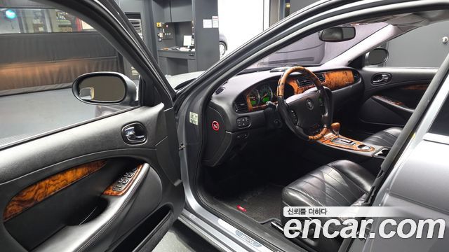 Jaguar S-TYPE 2007 — photo 10