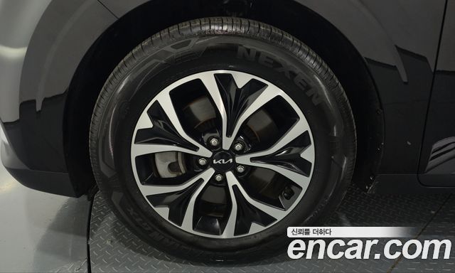 Kia Canival 2022 — photo 5
