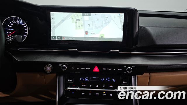 Kia Canival 2022 — photo 20