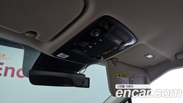 Kia Canival 2022 — photo 25