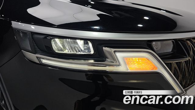 Kia Canival 2022 — photo 8