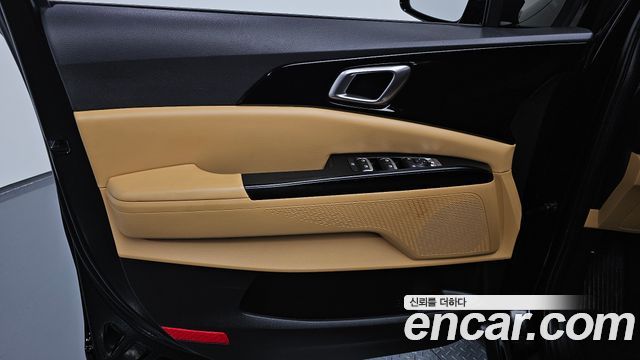 Kia Canival 2022 — photo 14