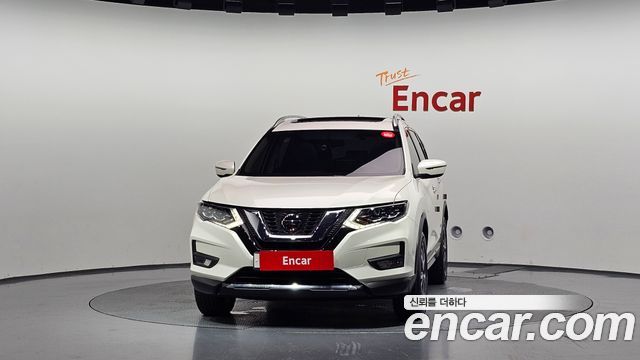 Nissan X-Trail 2018 — photo 3